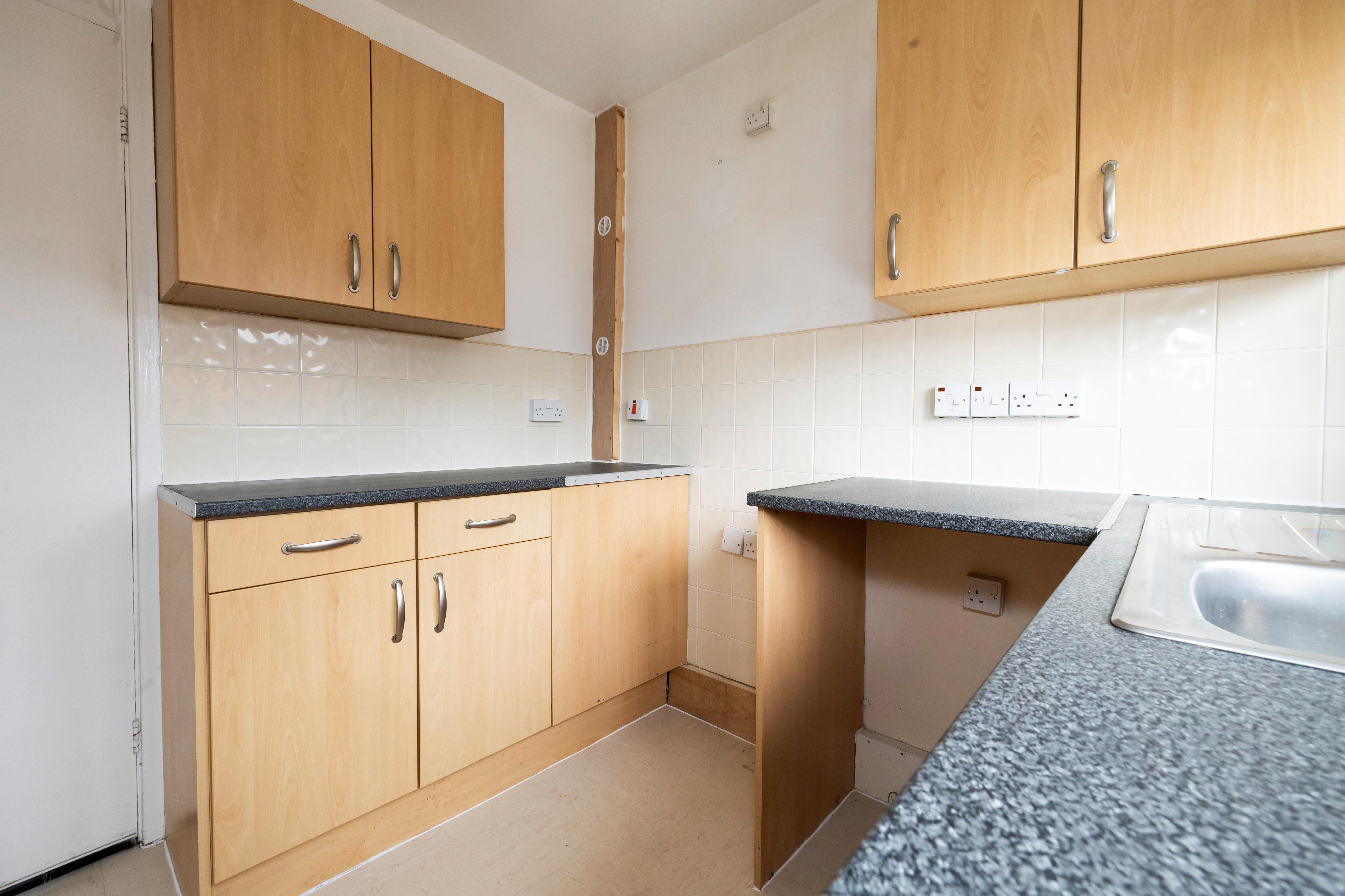 Easington avenue property kitchen