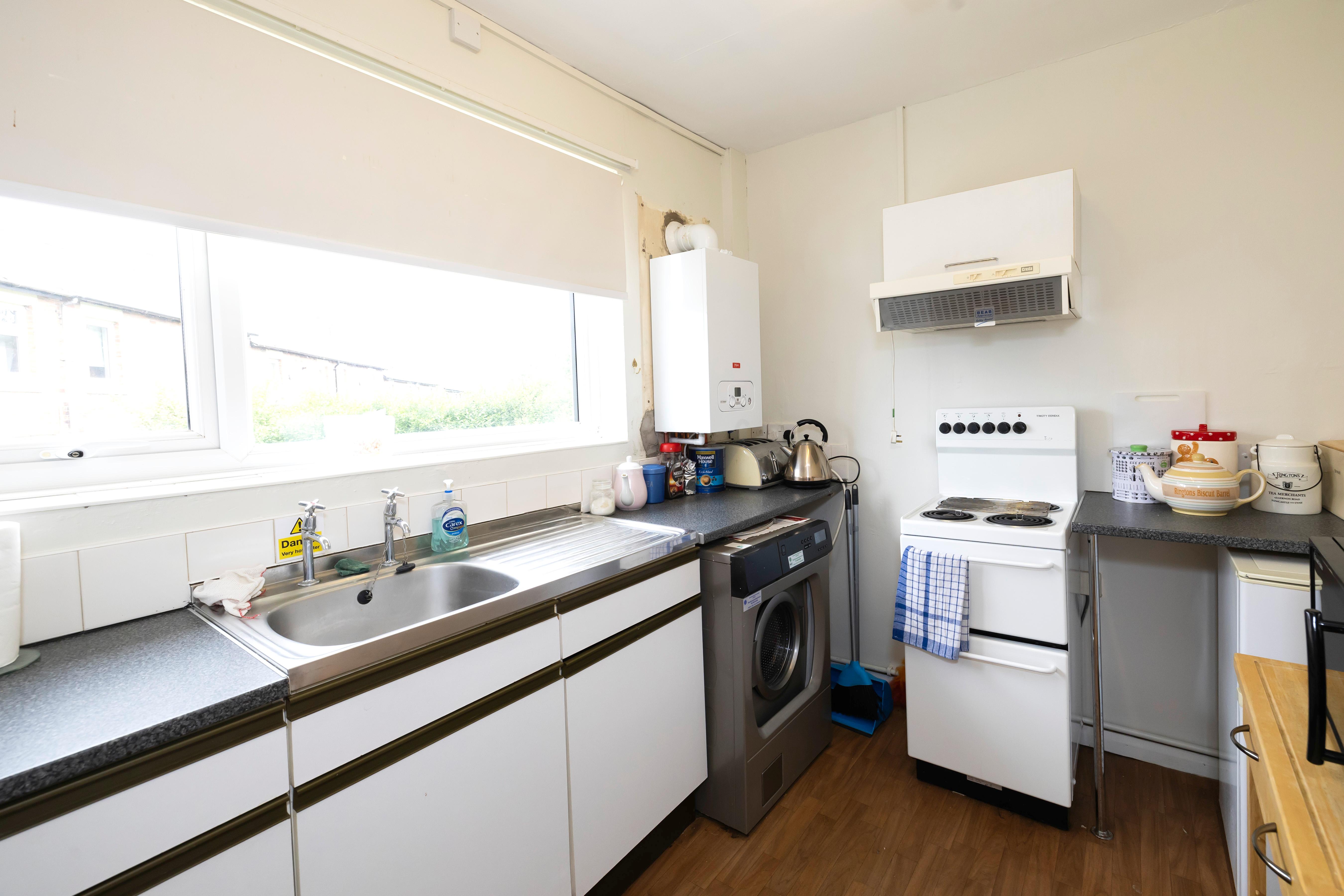 Lansbury Close communal kitchen