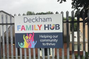 Deckham Family Hub 